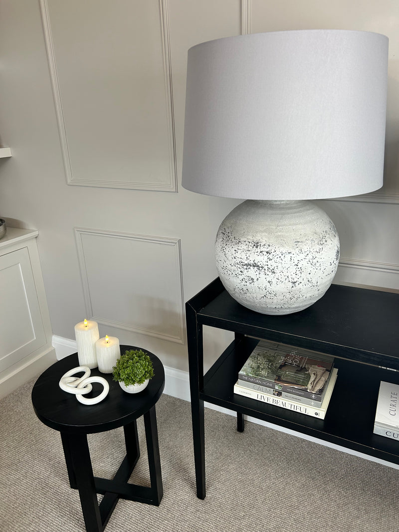 Tiber stone lamp with linen shade