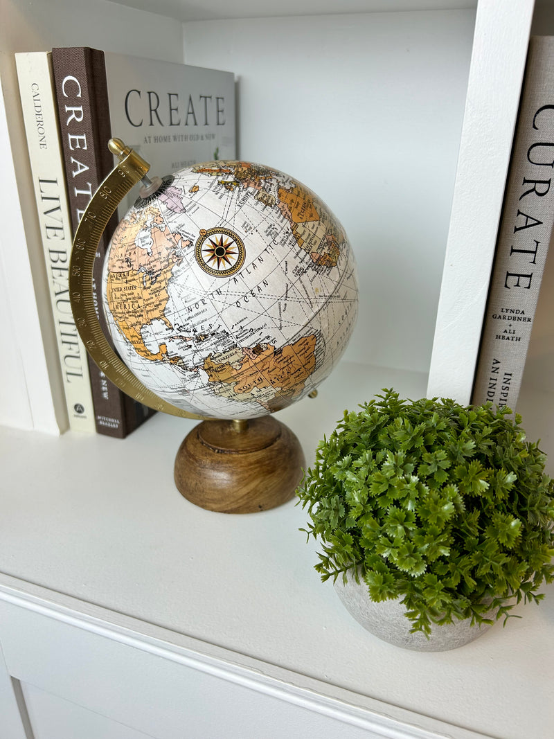 Wooden globe 2 colours 2 sizes