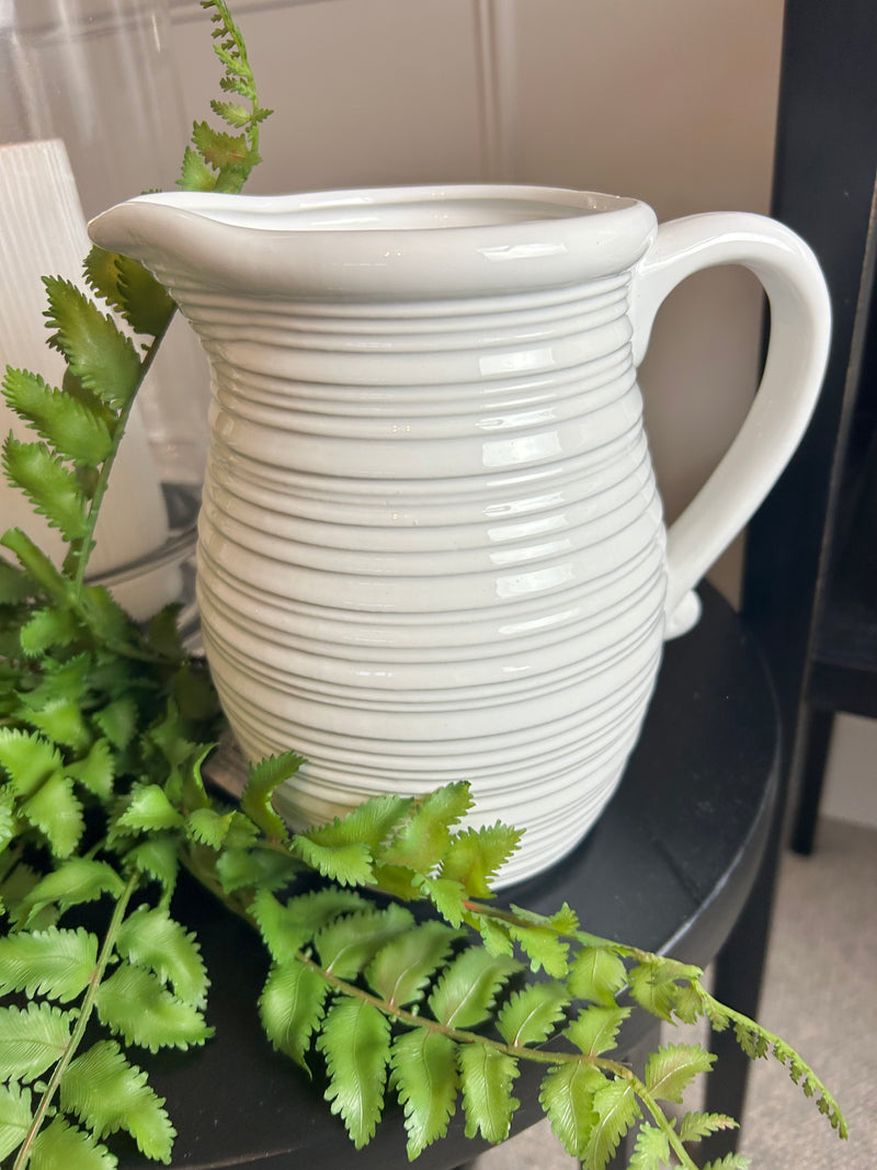 Ribbed lined white jug