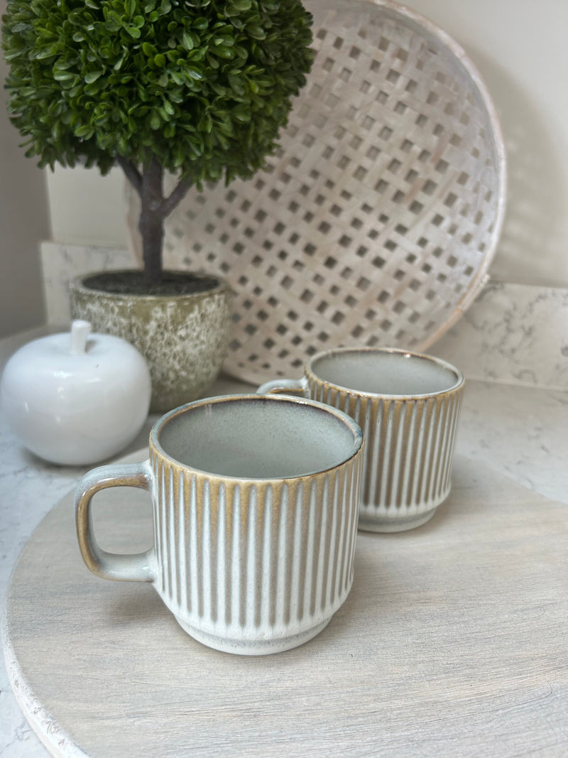 Set of 4 Ribbed reactive glaze mugs 2 styles