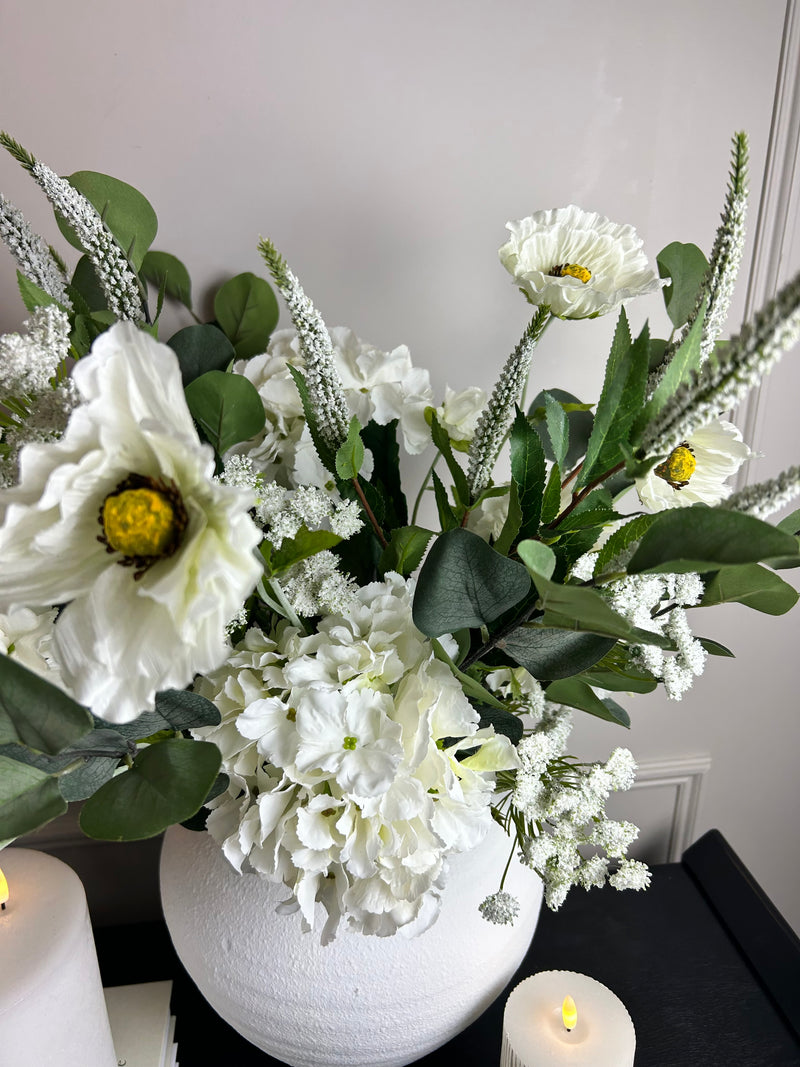 Bouquet arrangement 7 hydrangea eucalyptus Veronica poppy cows parsley