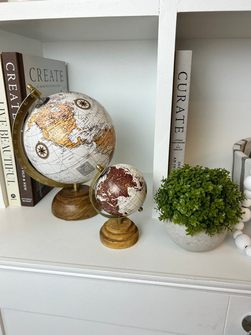 Wooden globe 2 colours 2 sizes