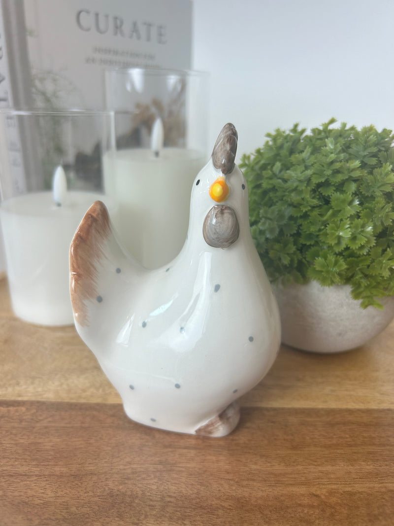 Dotty ceramic chicken 13cm