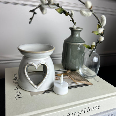 Ceramic two tone heart oil wax burner