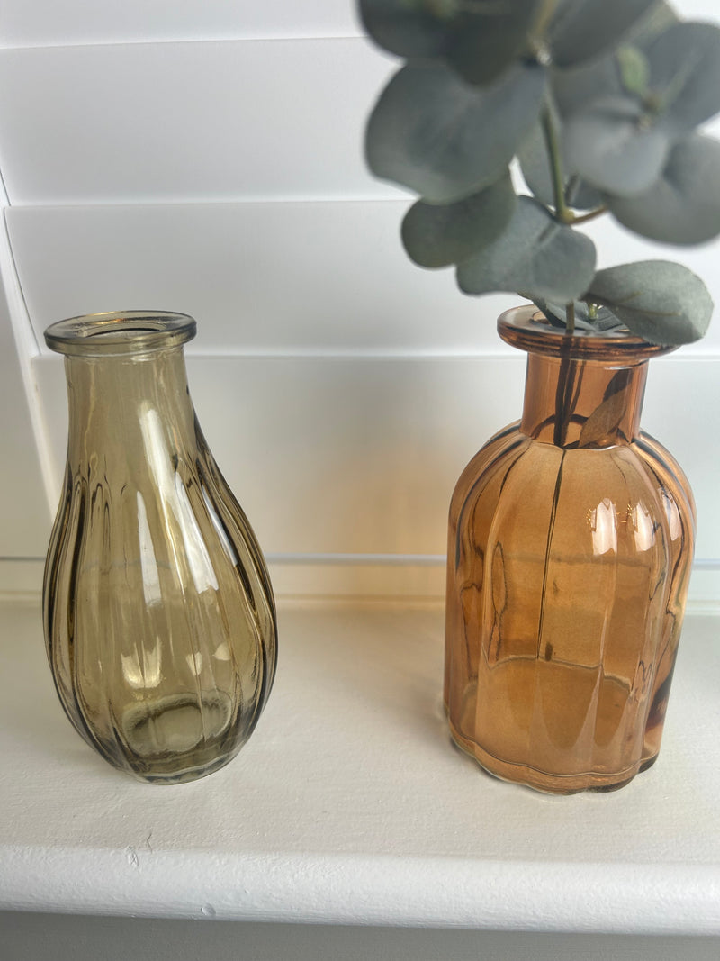 Set of 3 glass ribbed bottles