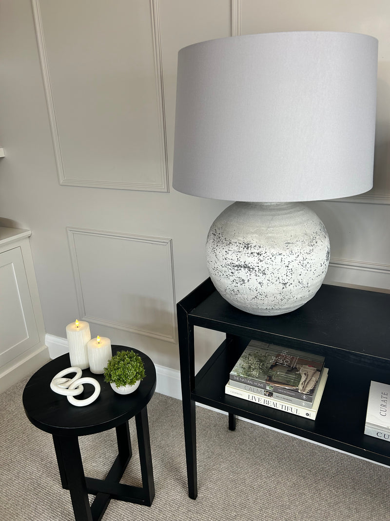 Tiber stone lamp with linen shade