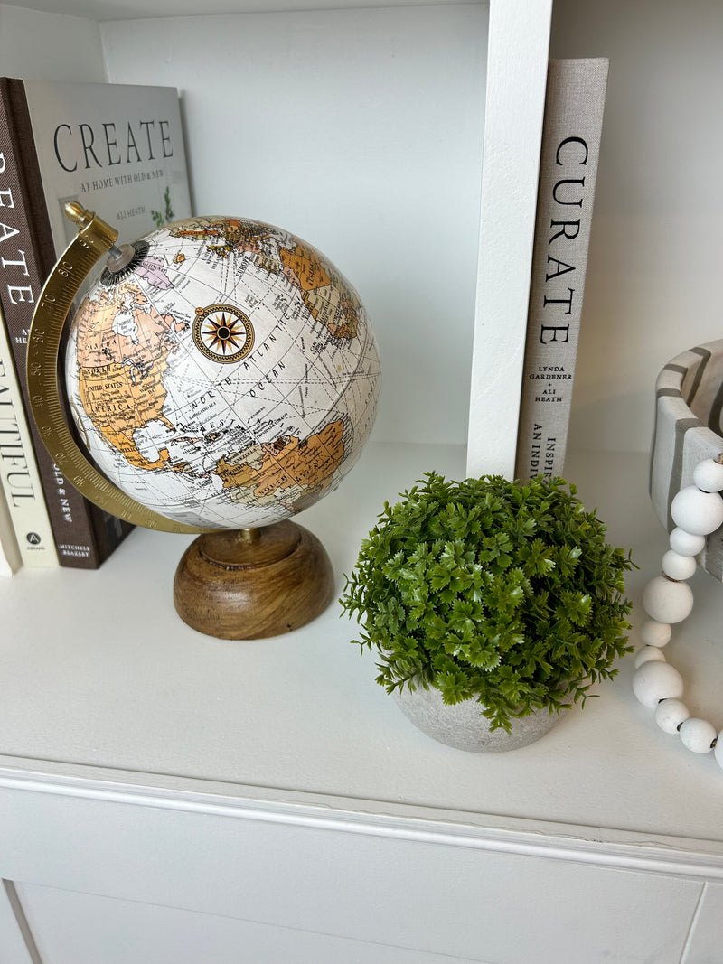 Wooden globe 2 colours 2 sizes