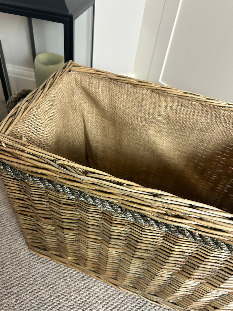 Rectangular dark weave rope lined basket