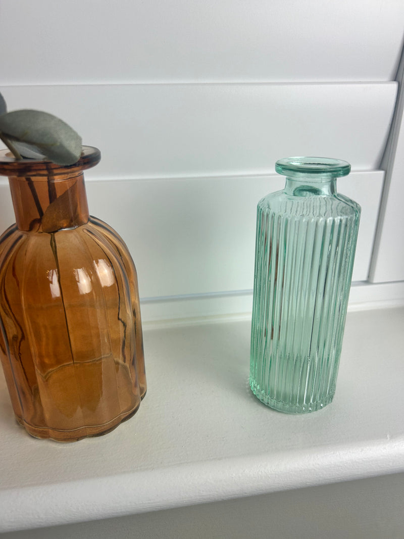 Set of 3 glass ribbed bottles