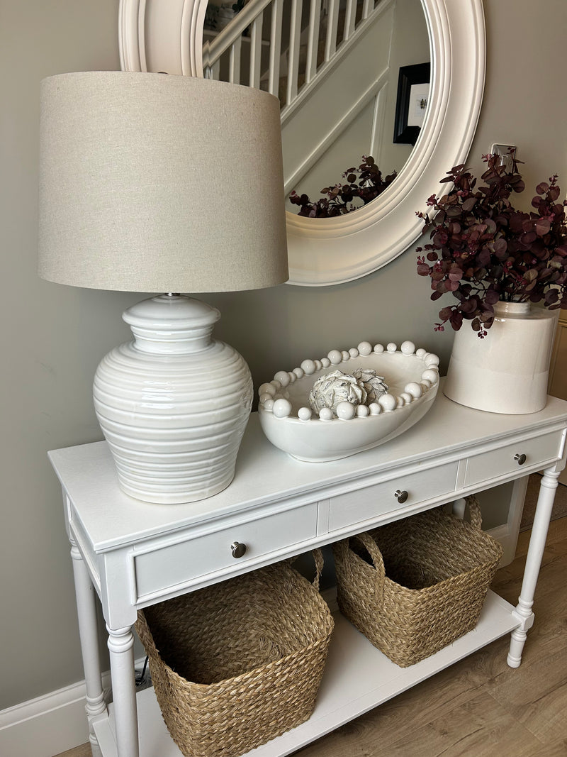 White ceramic ribbed lamp with shade