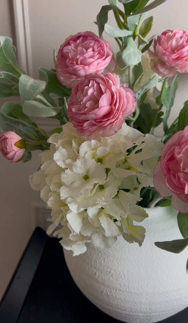 Bouquet arrangement 2 lambs ear hydrangeas and pink ranunculus stems