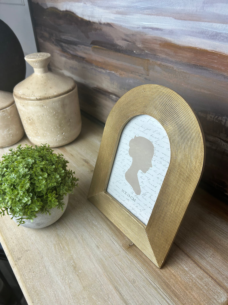 Gold arched textured photo frame