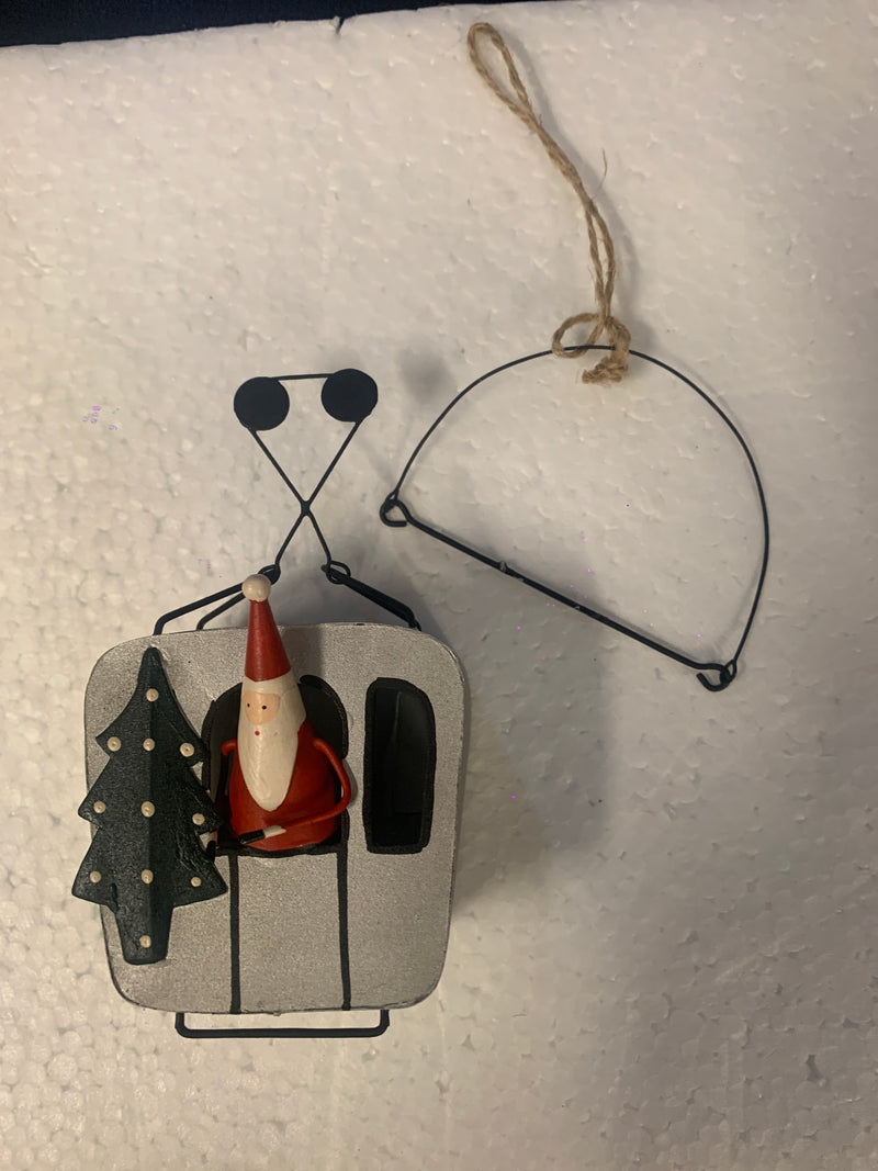 Store Seconds Metal Santa in Cable Car decoration