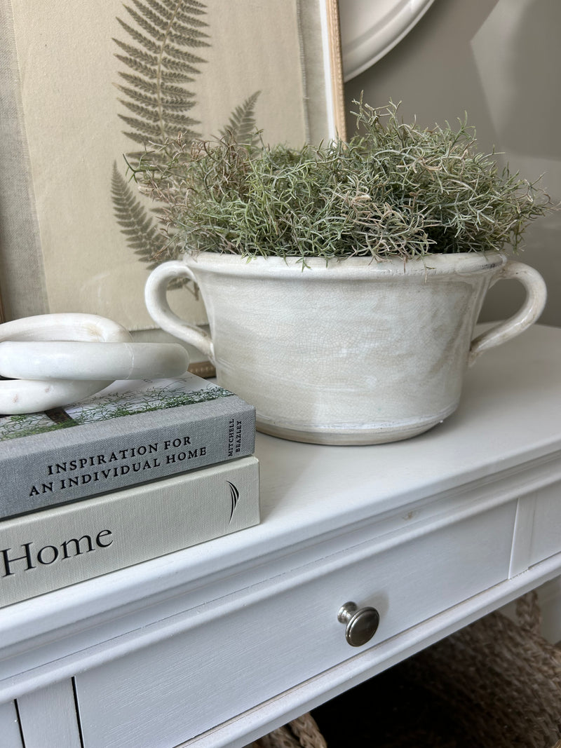 Porcelain shell dish