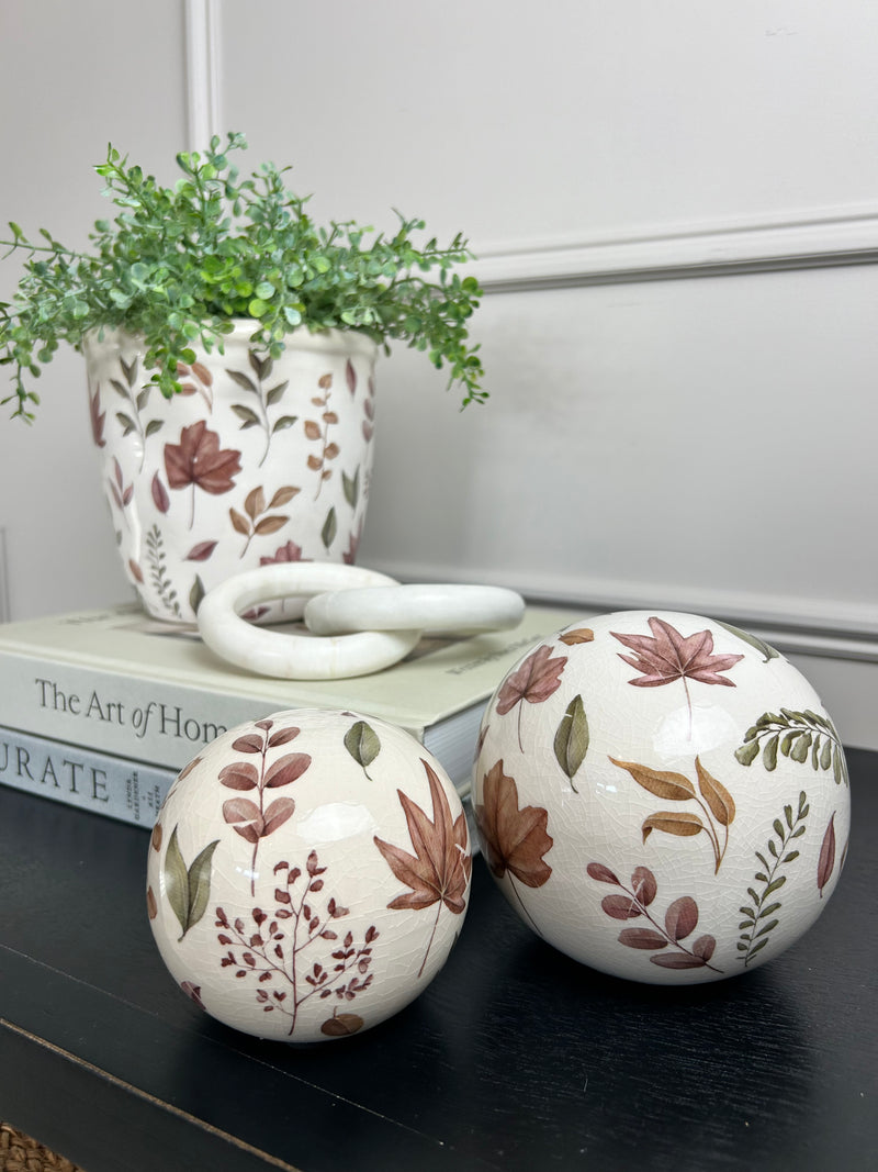 Set of two ceramic autumn decorative balls