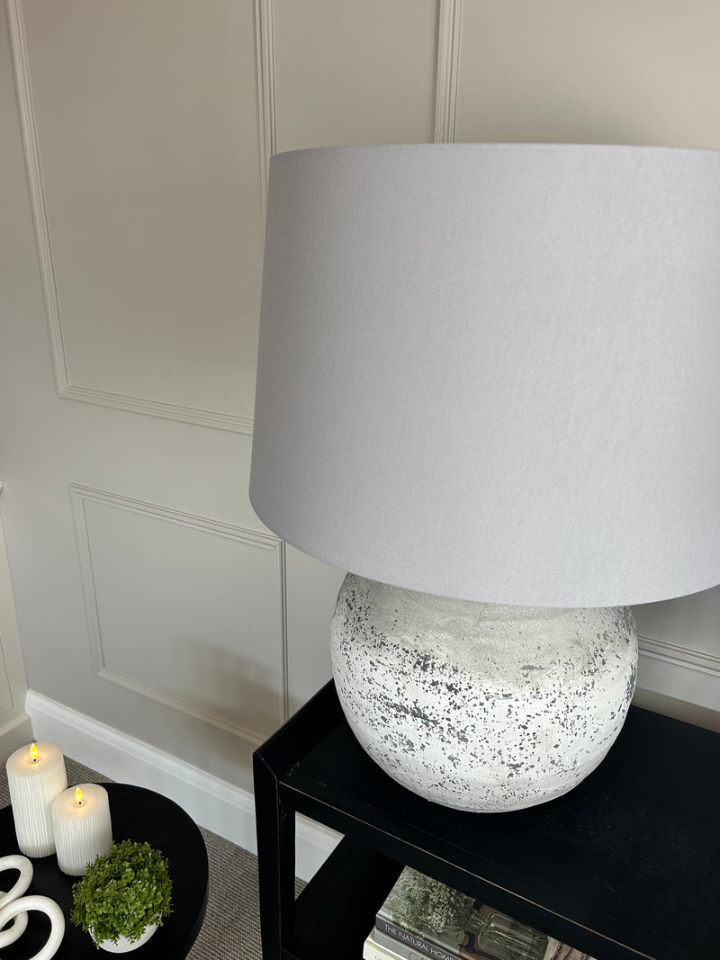 Tiber stone lamp with linen shade