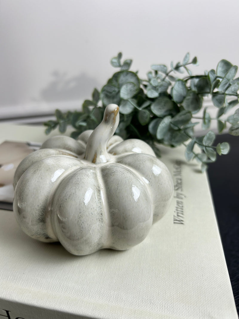 Set of two white Boucle pumpkins