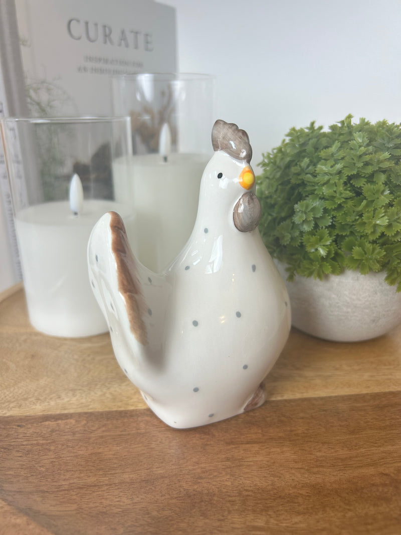 Dotty ceramic chicken 13cm