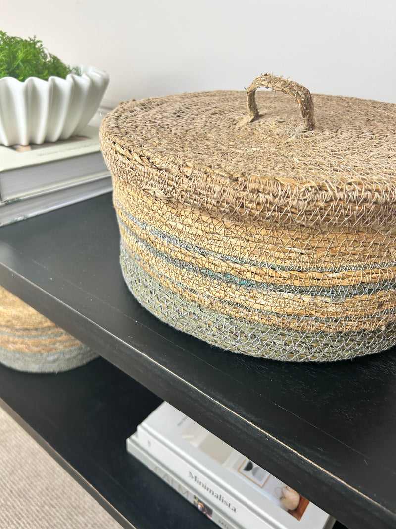 Natural grass baskets 2 sizes