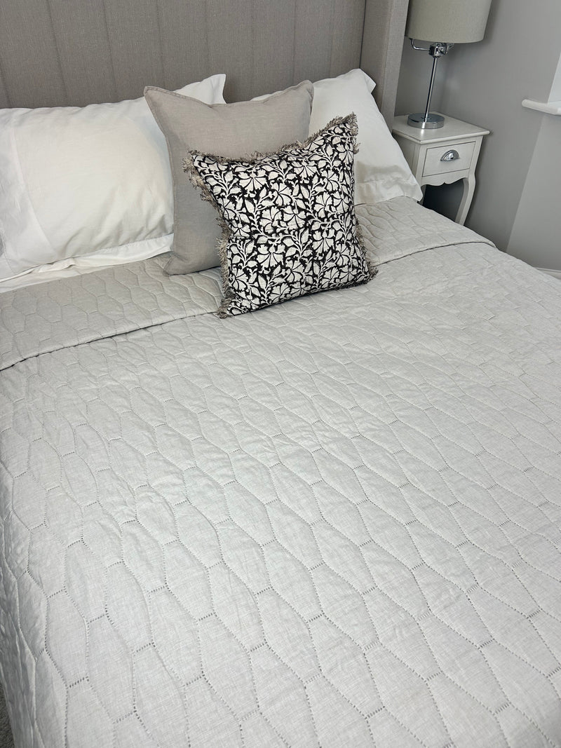 Linen look natural bedspread quilt 200x230cm