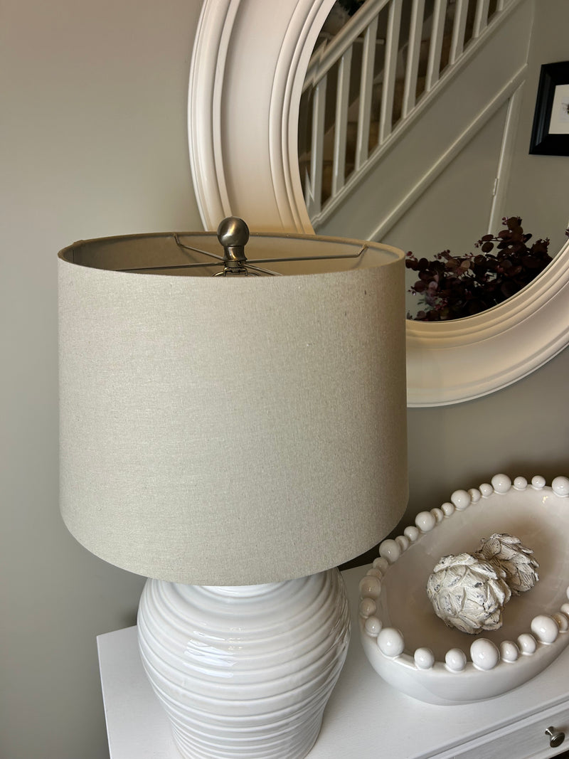 White ceramic ribbed lamp with shade