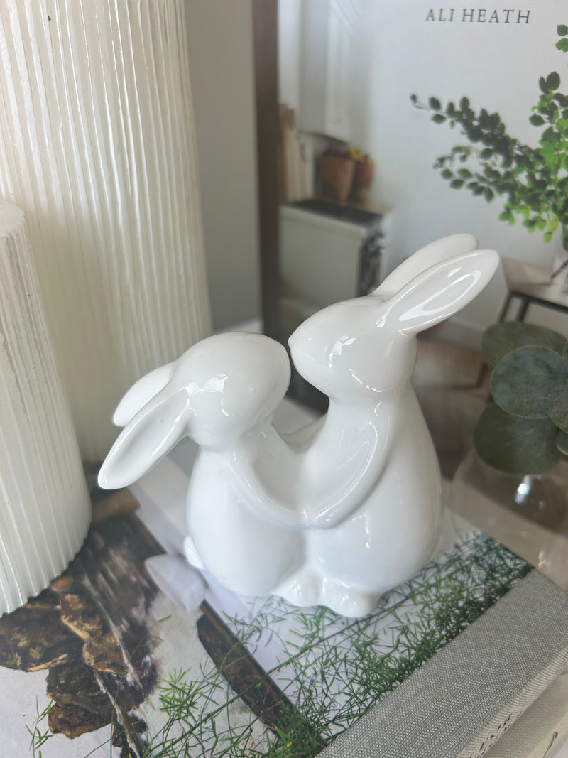 White ceramic kissing bunny rabbits 10cm Easter