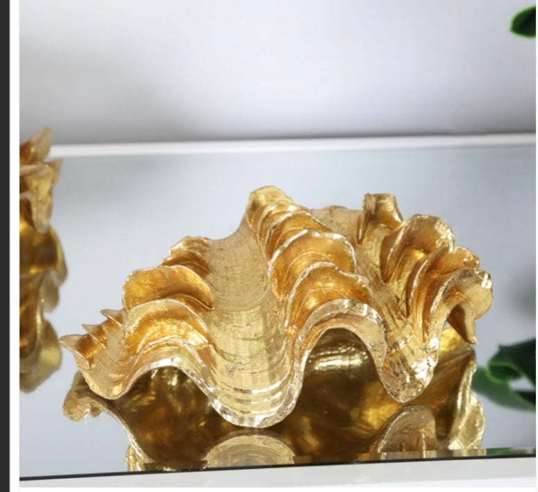 Decorative Sitting Coral Shell Gold & White 2 colours available