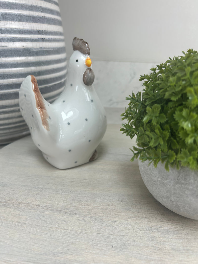 Dotty ceramic chicken 13cm