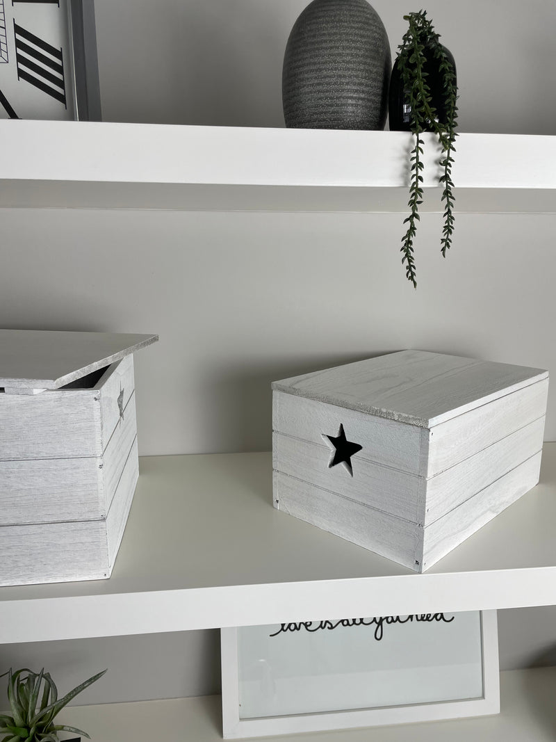 Large star white lidded box